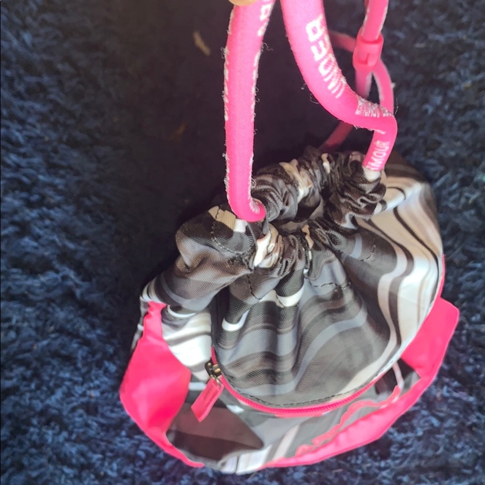 Under armour pull string backpack - Picture 5 of 5